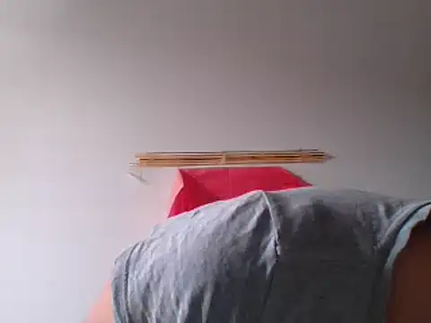  karlie kloss  online show from September 18, 2025, 5:04 pm