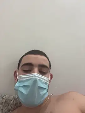 Snapshot of roland_alex1 chatting on February 3, 2026, 2:53 am roland alex1 online show from February 3, 2026, 2:53 am