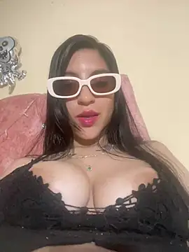 Snapshot of Sweett_Sarita chatting on February 14, 2025, 1:45 am Sweett Sarita online show from February 14, 2025, 1:45 am
