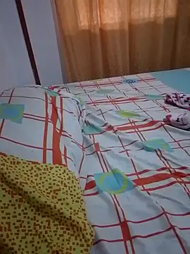 Snapshot of MirandaSoto chatting on March 7, 2025, 8:22 pm MirandaSoto online show from March 7, 2025, 8:22 pm