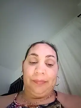 Snapshot of MirandaSoto chatting on November 21, 2025, 3:49 am MirandaSoto online show from November 21, 2025, 3:49 am