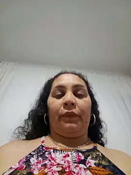 Snapshot of MirandaSoto chatting on November 26, 2025, 4:35 am MirandaSoto online show from November 26, 2025, 4:35 am