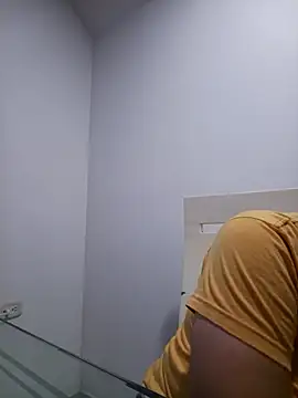 MirandaSoto online show from March 4, 2026, 3:56 am