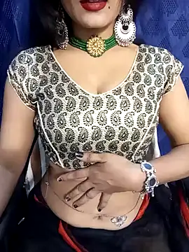 Snapshot of Stripy_Doll chatting on December 10, 2024, 2:39 pm Stripy Doll online show from December 10, 2024, 2:39 pm