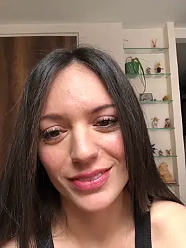 Snapshot of britny_clouds chatting on February 26, 2025, 8:11 pm britny clouds online show from February 26, 2025, 8:11 pm