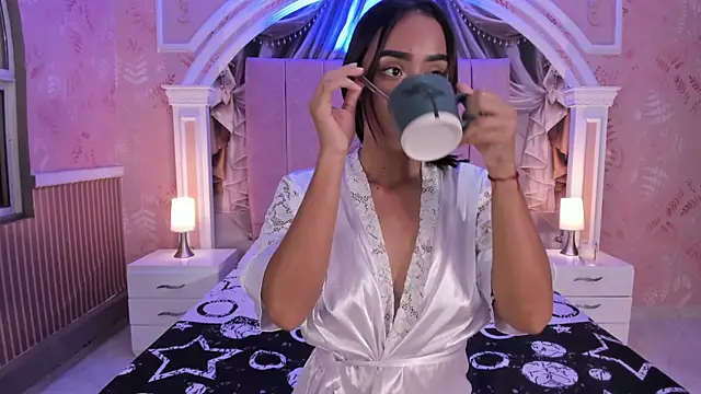 sheyla sweet18 online show from December 18, 2024, 10:57 pm