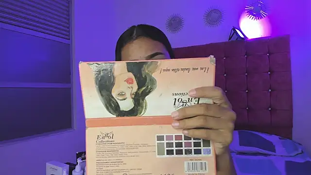 sheyla sweet18 online show from March 4, 2025, 12:44 pm