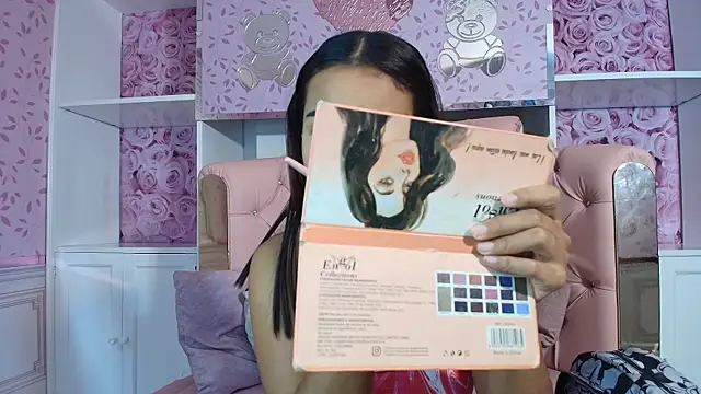 sheyla sweet18 online show from March 10, 2025, 12:59 pm