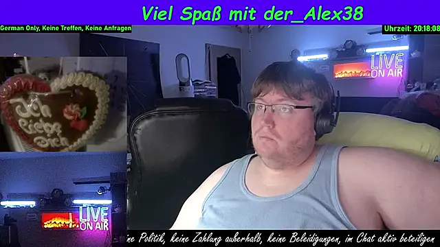 Snapshot of der_alex38 chatting on September 15, 2025, 6:19 pm der alex38 online show from September 15, 2025, 6:19 pm