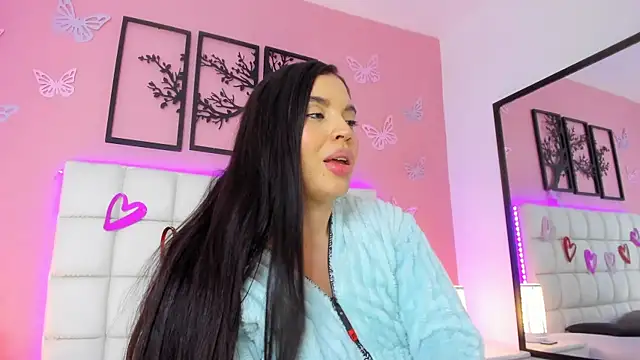 Snapshot of RenataJhonson_ chatting on February 26, 2025, 8:48 am RenataJhonson online show from February 26, 2025, 8:48 am