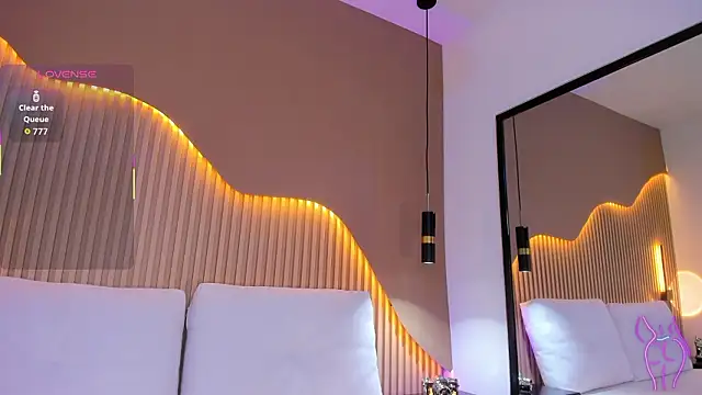 Snapshot of RenataJhonson_ chatting on March 11, 2026, 6:30 am RenataJhonson online show from March 11, 2026, 6:30 am