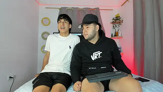 Valerio 22 online show from March 24, 2026, 8:47 pm