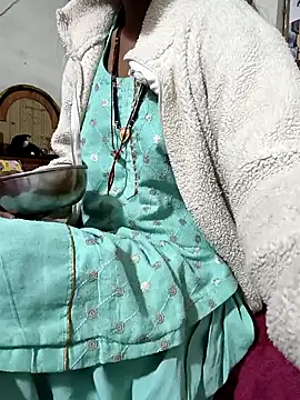 Lily Baby  online show from January 9, 2026, 6:05 am