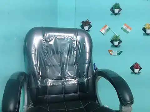 Yashi online show from February 5, 2025, 3:42 pm