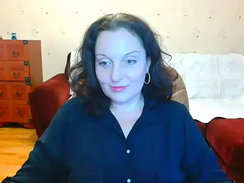 Alice3694 online show from February 7, 2025, 6:35 am