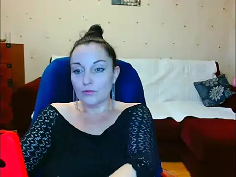 Alice3694 online show from March 25, 2026, 4:18 am