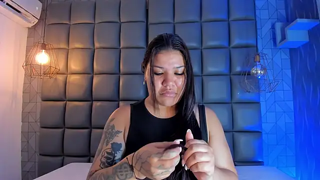 Snapshot of mile_uribe chatting on March 6, 2025, 2:09 am mile uribe online show from March 6, 2025, 2:09 am