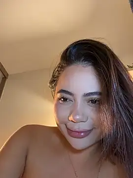 Snapshot of Aryrosee chatting on April 19, 2026, 9:17 pm Aryrosee online show from April 19, 2026, 9:17 pm