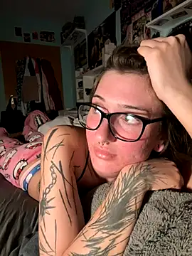 Snapshot of SonjaPrivat69_ chatting on September 26, 2025, 7:18 pm SonjaPrivat69 online show from September 26, 2025, 7:18 pm