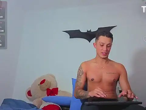 Snapshot of jam_reina01 chatting on February 14, 2026, 3:25 am jam reina01 online show from February 14, 2026, 3:25 am