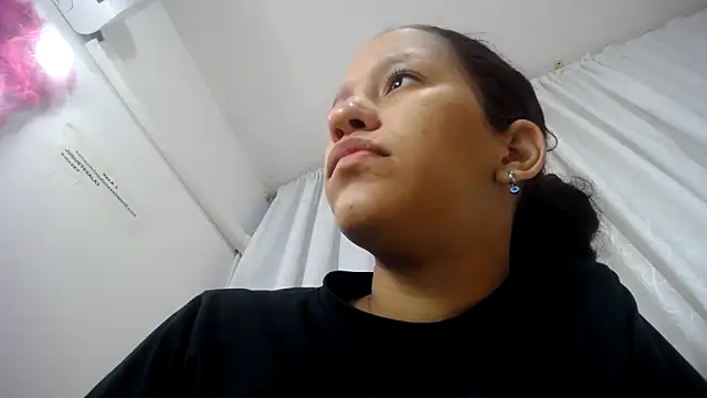 LAURA SMIITH online show from February 12, 2025, 9:20 am