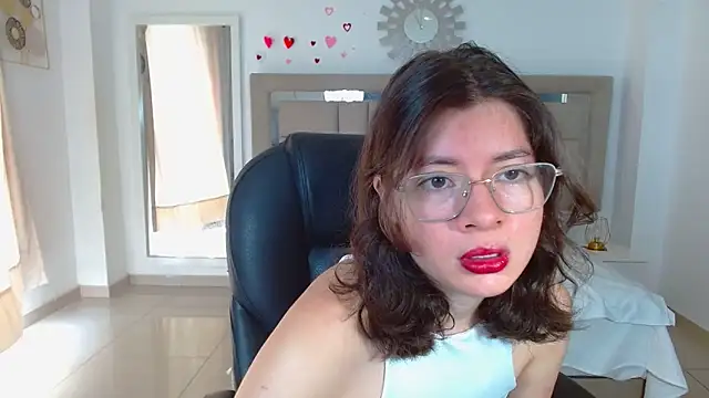 Snapshot of zoecruzz chatting on September 27, 2025, 2:00 pm zoecruzz online show from September 27, 2025, 2:00 pm