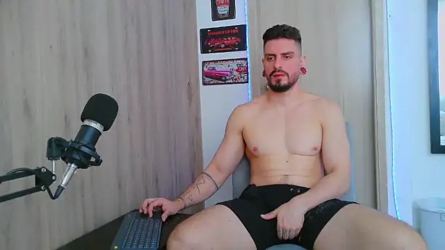 Aaron kwok28 online show from January 13, 2026, 6:57 pm