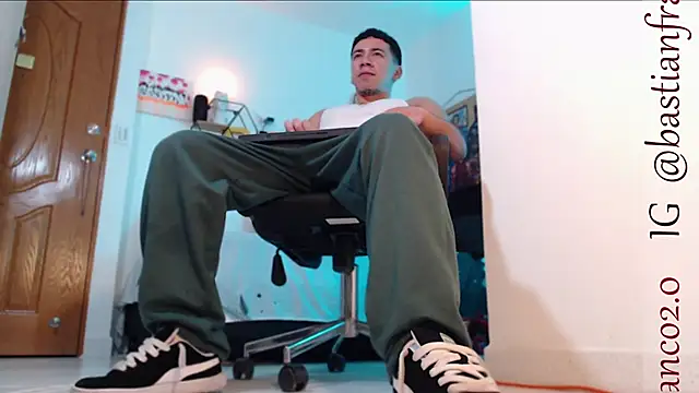 Snapshot of marc_ginale chatting on December 20, 2024, 3:03 am marc ginale online show from December 20, 2024, 3:03 am