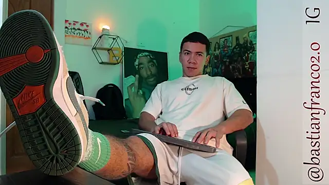 Snapshot of marc_ginale chatting on March 23, 2025, 4:16 am marc ginale online show from March 23, 2025, 4:16 am