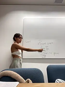 Katee Jones online show from March 13, 2025, 10:32 pm