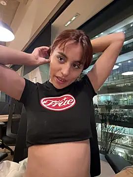 Katee Jones online show from January 9, 2026, 1:19 am