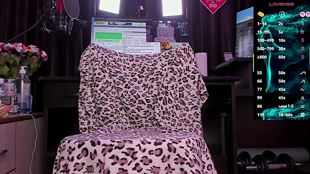 Raissa sky26 online show from September 9, 2025, 2:44 am