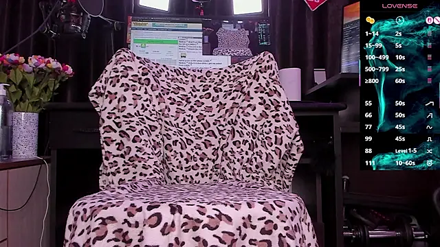 Raissa sky26 online show from February 25, 2026, 3:38 am