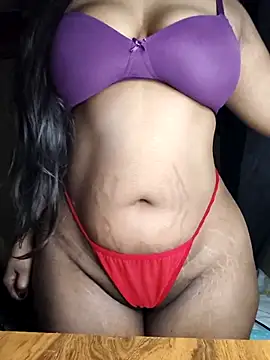 Snapshot of susmithasushi81 chatting on February 10, 2026, 10:19 am susmithasushi81 online show from February 10, 2026, 10:19 am