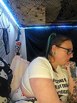 Snapshot of Bunny_Cummings chatting on November 20, 2025, 11:26 pm Bunny Cummings online show from November 20, 2025, 11:26 pm