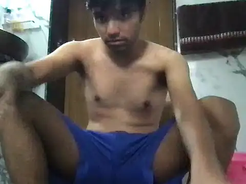 Snapshot of BoyzaraHatke chatting on June 17, 2026, 5:43 am BoyzaraHatke online show from June 17, 2026, 5:43 am