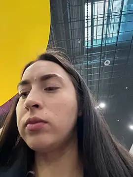 Holly Play online show from February 13, 2025, 8:27 am