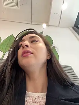 Holly Play online show from February 17, 2025, 9:24 am