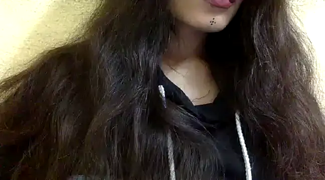 krati74 online show from January 18, 2025, 3:38 pm