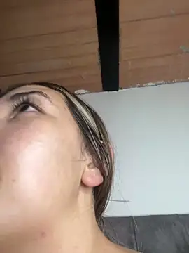 Snapshot of Iris_lee chatting on February 21, 2025, 4:16 pm Iris lee online show from February 21, 2025, 4:16 pm