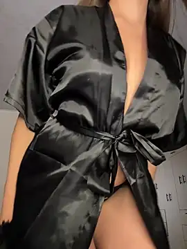 Snapshot of Iris_lee chatting on October 19, 2025, 9:59 pm Iris lee online show from October 19, 2025, 9:59 pm