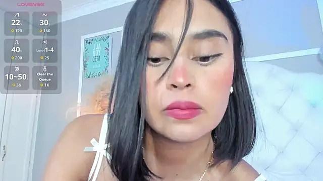 Snapshot of serena_jeyms chatting on September 22, 2025, 7:38 pm serena jeyms online show from September 22, 2025, 7:38 pm