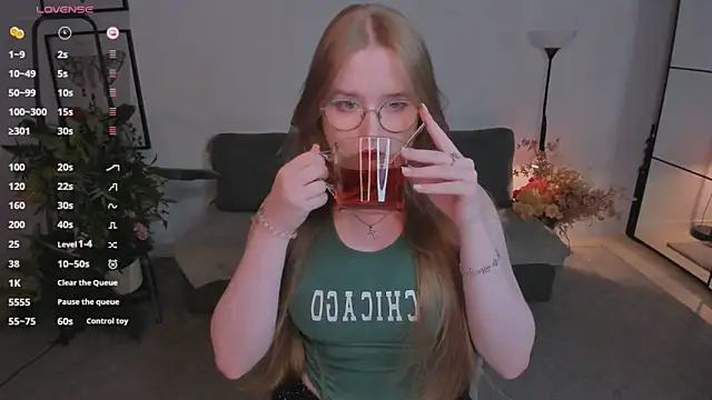 bonnie wright online show from November 5, 2025, 3:34 pm