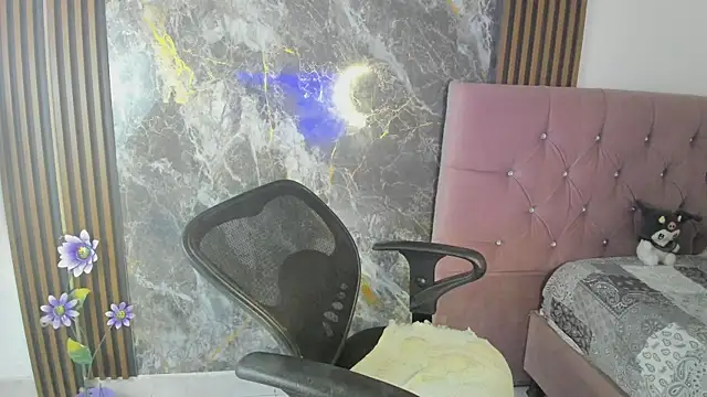 Snapshot of nicol_jone1 chatting on June 2, 2026, 12:34 am nicol jone1 online show from June 2, 2026, 12:34 am