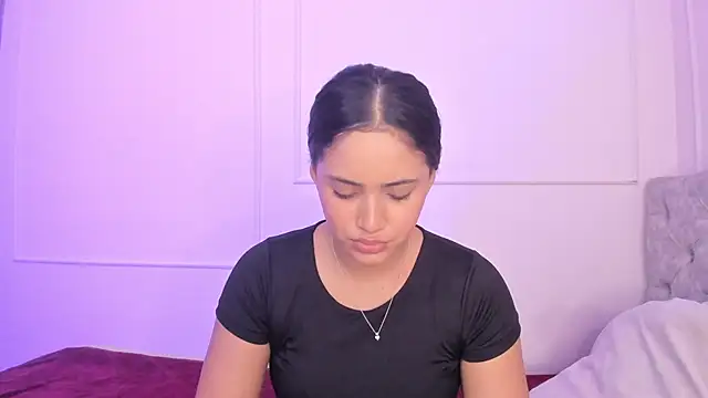 Snapshot of Isa_squirt1 chatting on June 22, 2026, 2:35 am Isa squirt1 online show from June 22, 2026, 2:35 am