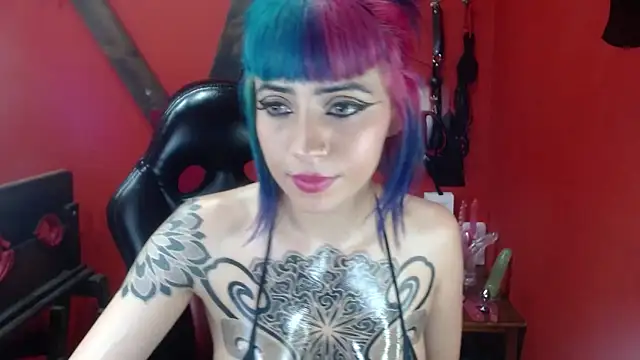 Snapshot of AlissaPeachx chatting on January 8, 2025, 8:38 am AlissaPeachx online show from January 8, 2025, 8:38 am