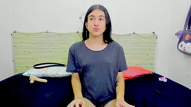 Evil Queen13 online show from January 8, 2026, 8:00 pm