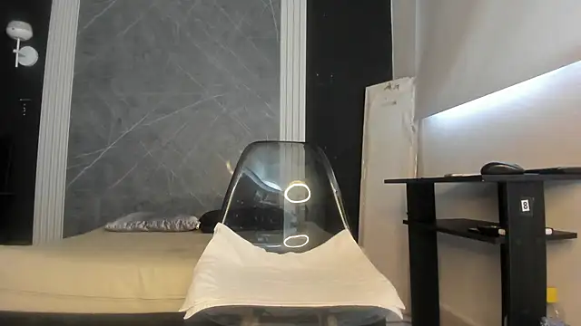 Snapshot of YummyDuooo chatting on January 30, 2025, 12:59 pm YummyDuooo online show from January 30, 2025, 12:59 pm