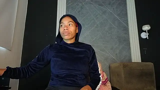 Snapshot of YummyDuooo chatting on September 30, 2025, 12:10 pm YummyDuooo online show from September 30, 2025, 12:10 pm