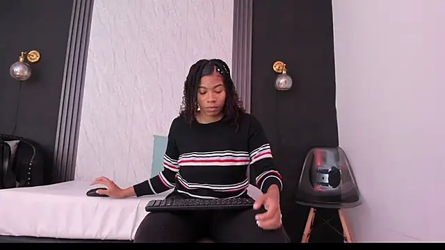 YummyDuooo online show from February 21, 2026, 10:49 am